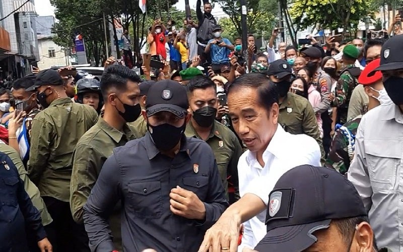 Kesan Warga Balikpapan Mendapat Buah Tangan dari Jokowi