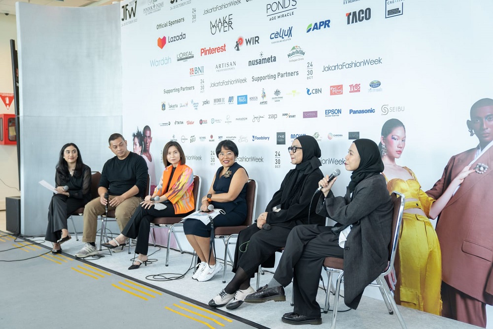 TACO Berkolaborasi dengan HDII di Jakarta Fashion Week 2023