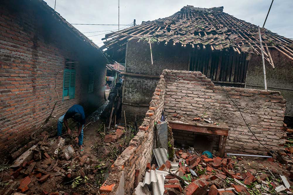  Sejumlah Rumah di Banten Rusak Akibat Hujan Deras Disertai Angin Kencang