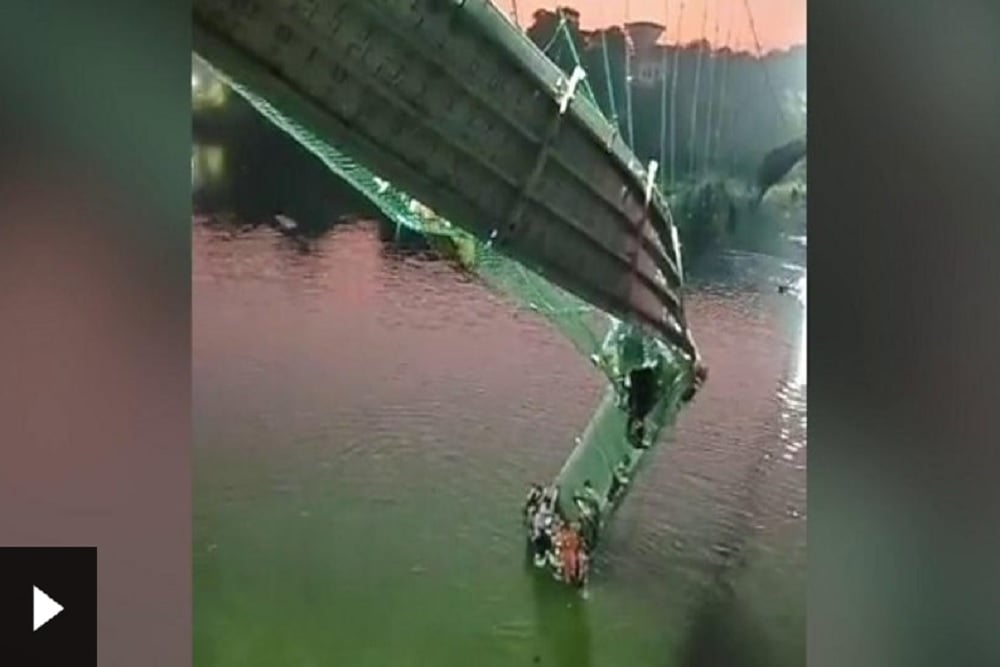  Jembatan Gantung di India Ambruk, 81 Orang Dinyatakan Tewas