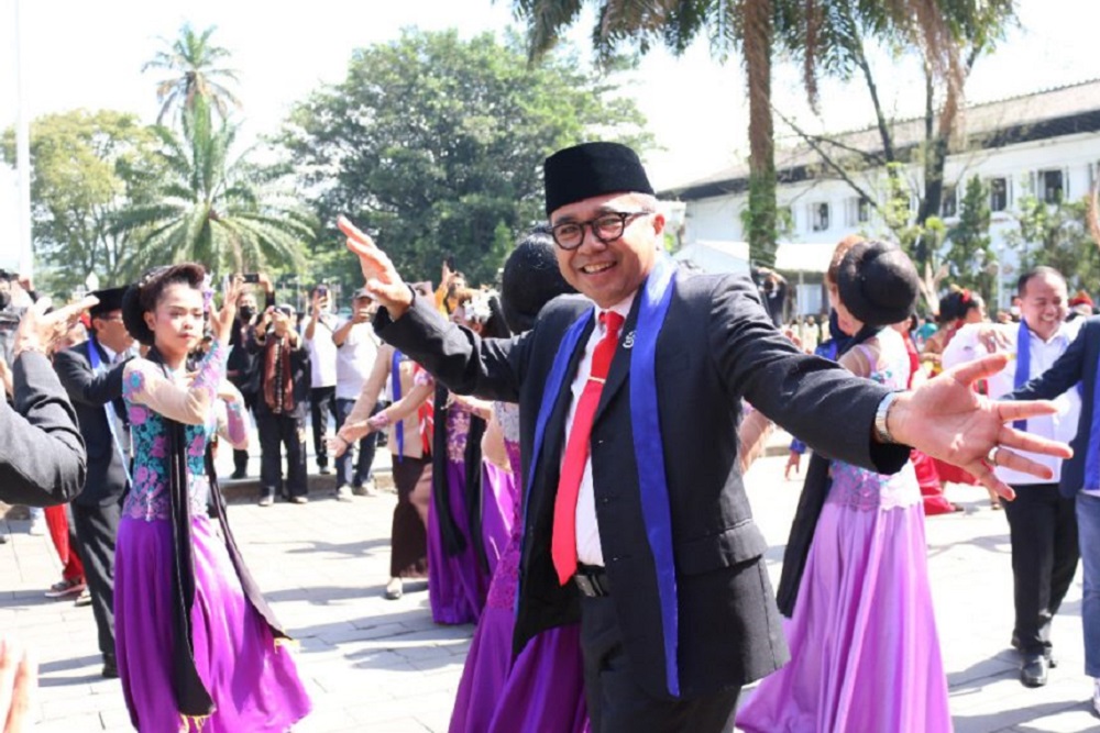  Sukses! 2.300 Seniman Semarakkan Bandung West Java Art Festival