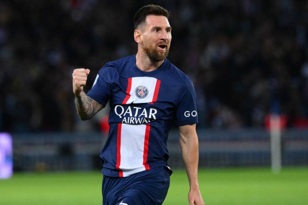 Fantastis! Segini Besaran Gaji Lionel Messi di PSG dan Barcelona