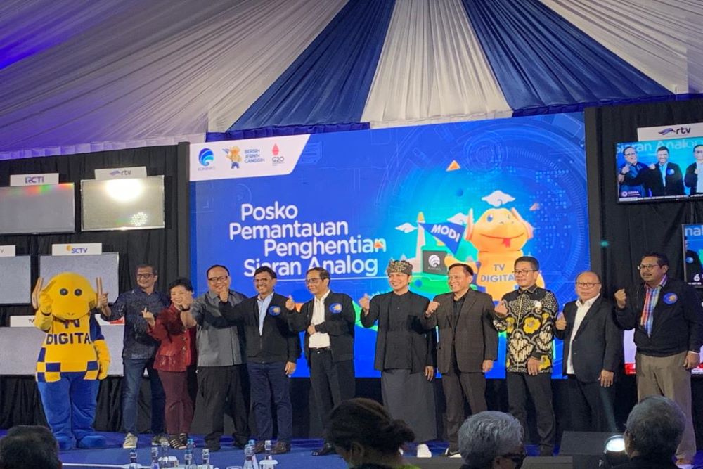  Siaran TV Analog Jabodetabek Padam, 476.088 Keluarga Terima Set Top Box