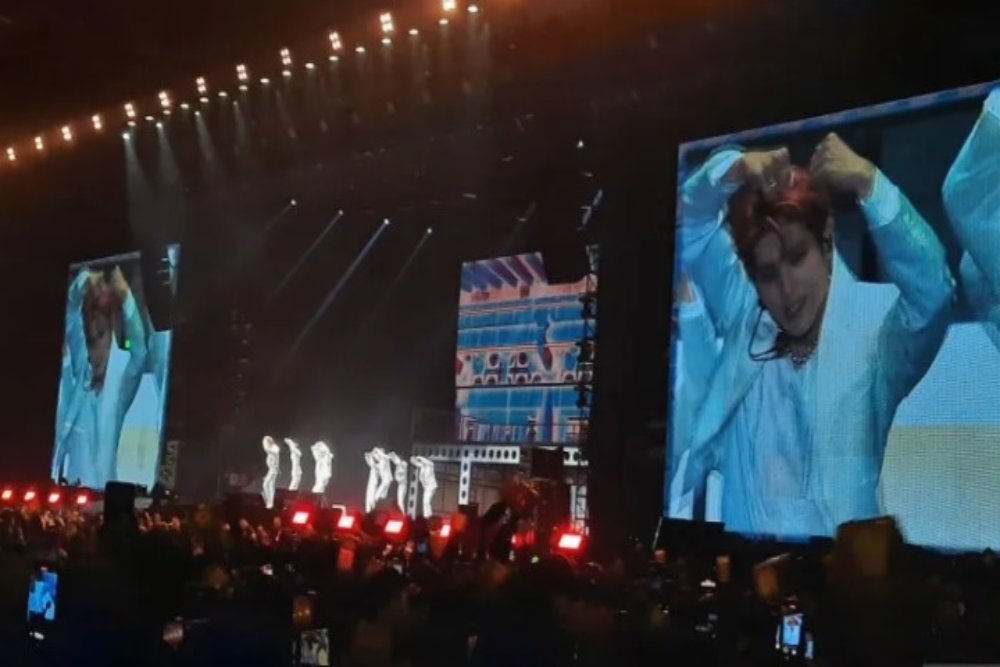 Grup idola K-pop NCT 127 dalam gelaran konser NEO CITY : JAKARTA – THE LINK di ICE BSD City, Tangerang, Banten, pada Jumat (4/11/2022) malam./Antara