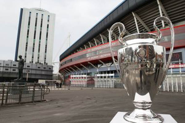 Trofi Liga Champions/Reuters