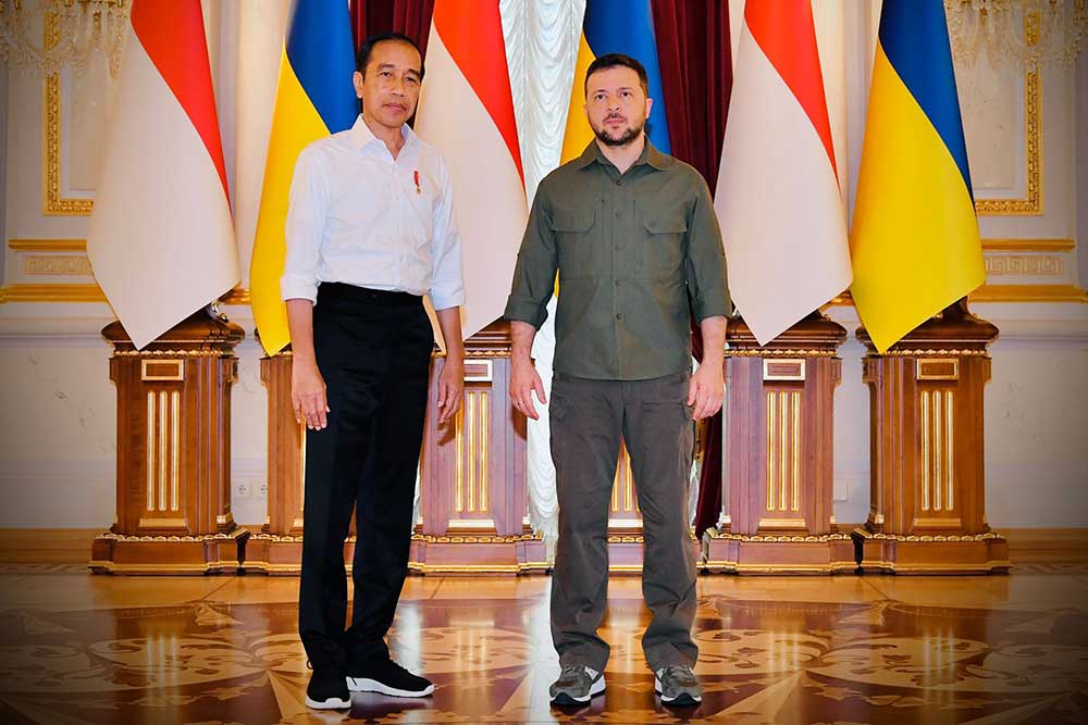 Joko Widodo dan Volodymyr Zelenskiy