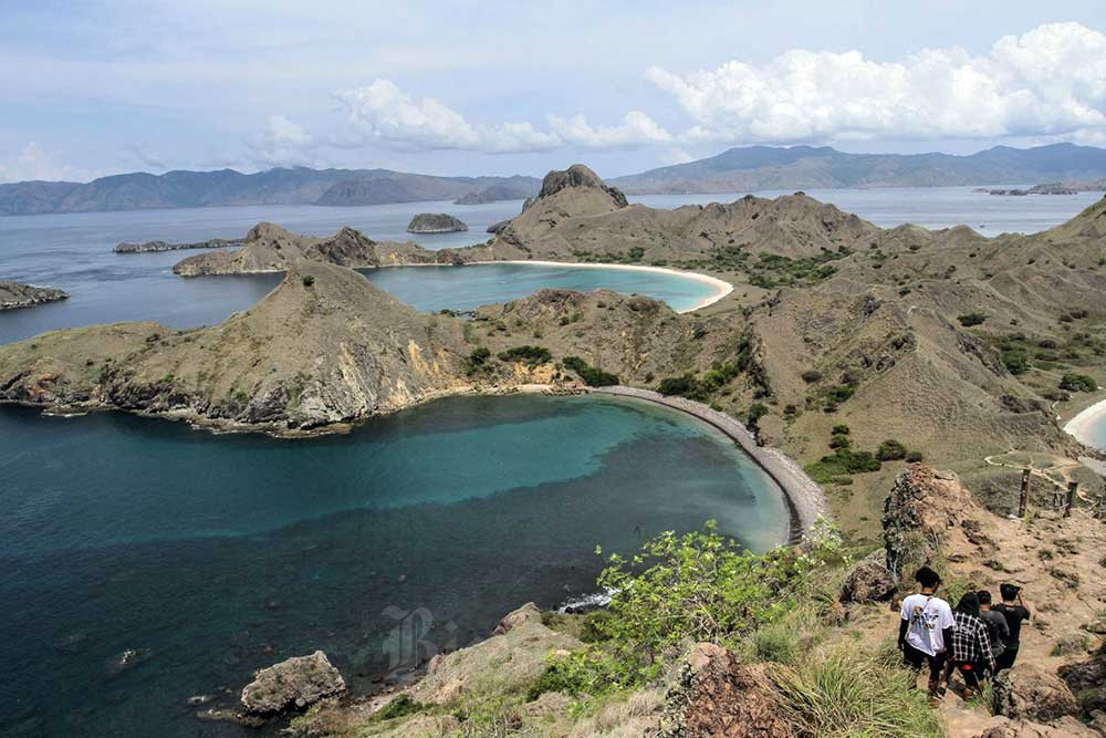  Keindahan Pulau Padar di Taman Nasional Komodo Menjadi Daya Tarik Wisatawan