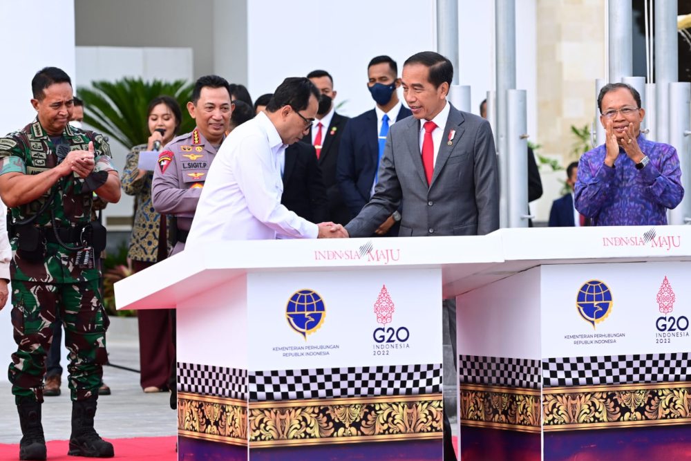  Jelang KTT G20, Jokowi Resmikan Sejumlah Infrastruktur di Bali