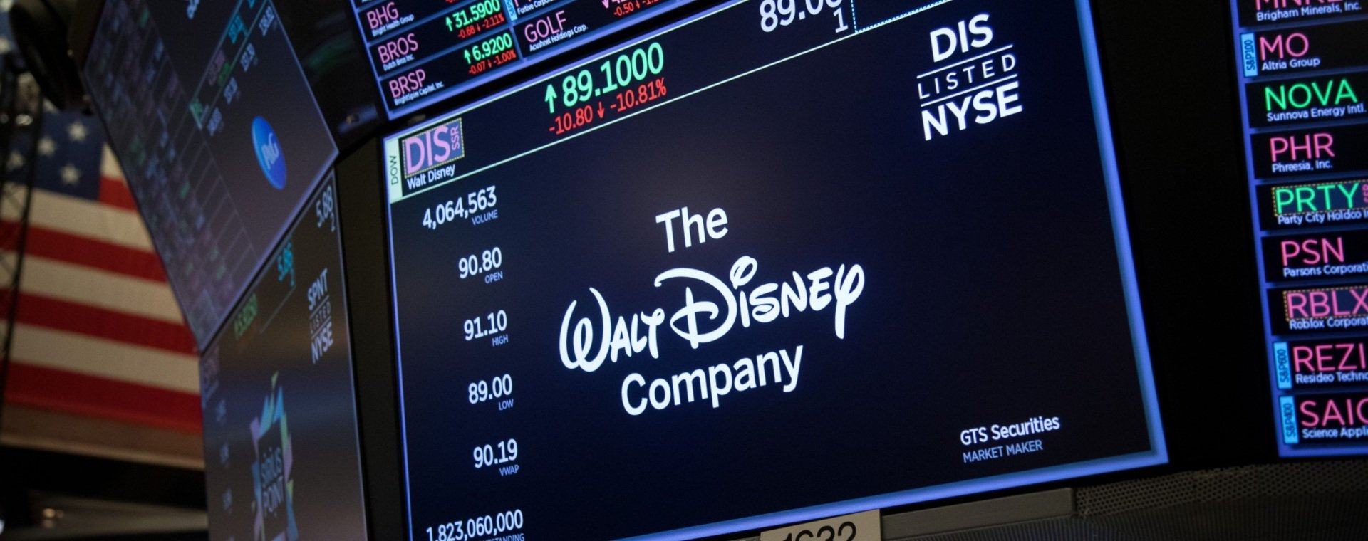  Beda Nasib Disney dan Netflix Jelang Tutup Tahun