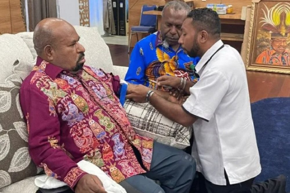  Emas Batangan Lukas Enembe hingga Klarifikasi Ketua KPK Firli Bahuri