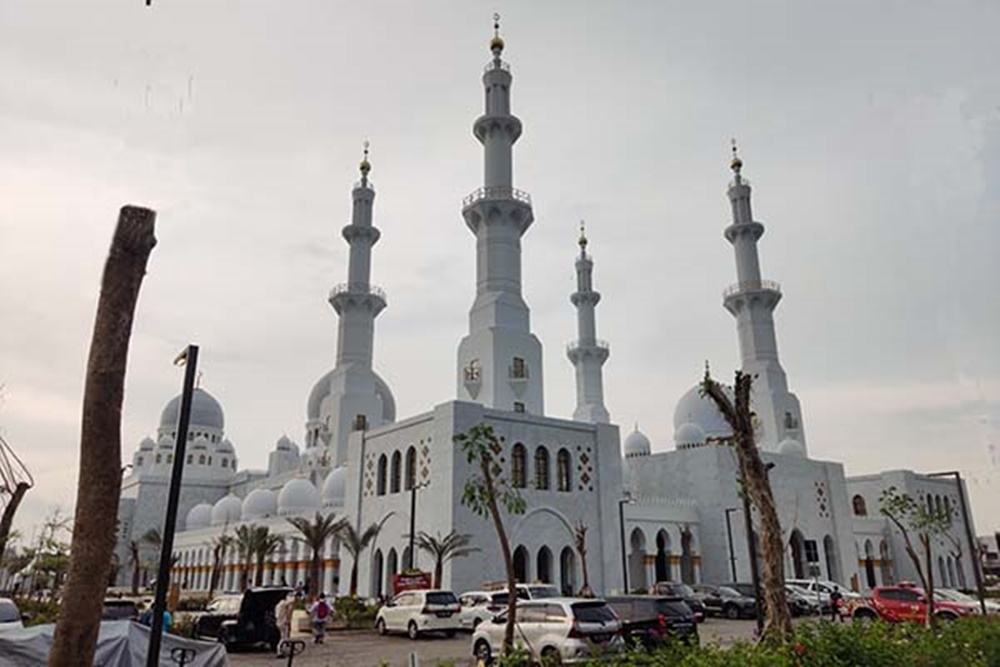 Masjid Sheikh Zayed Solo Hadiah Putra Mahkota Arab Saudi, Jadi Daya Tarik Wisata Religi