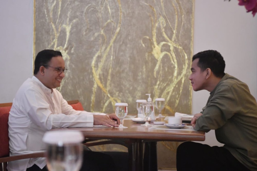  Anies dan Gibran Sarapan Bareng sambil Bahas Kota Solo