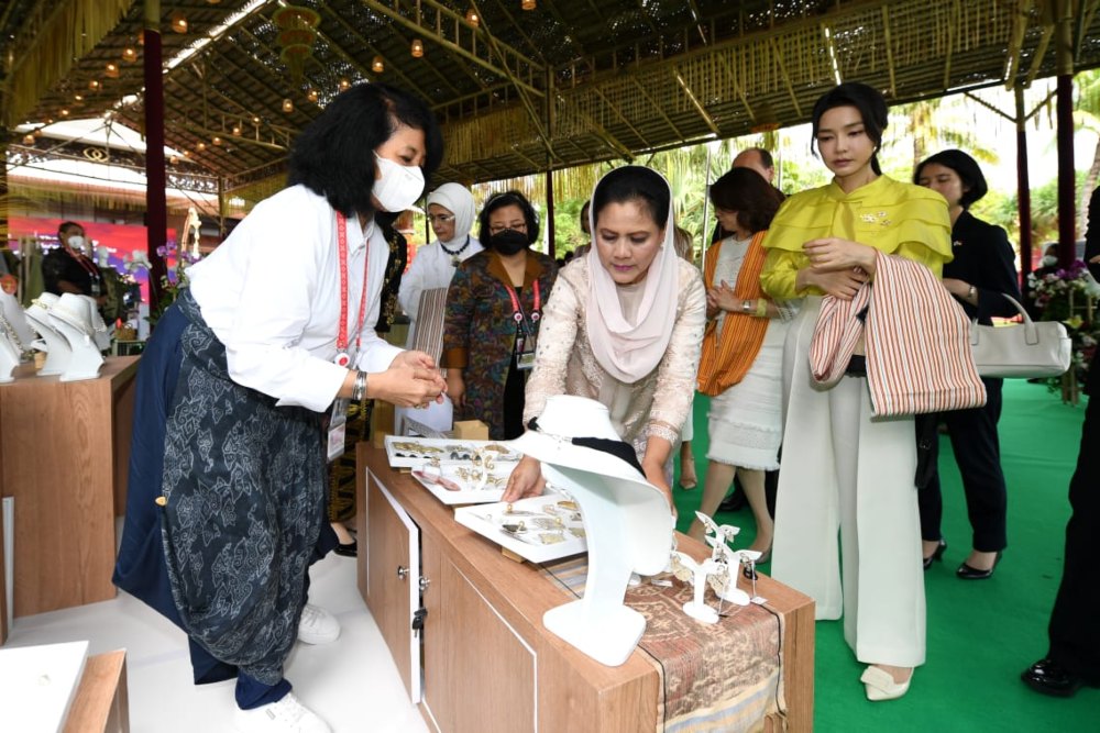 Ibu Negara Iriana Jokowi mempromosikan produk-produk UMKM Indonesia./istimewa