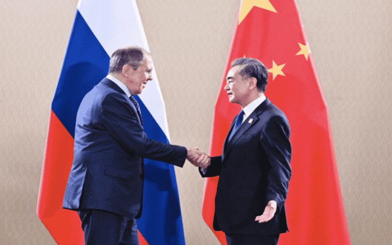  Kala Menlu China Bilang Makasih kepada Sergei Lavrov di KTT G20 Bali