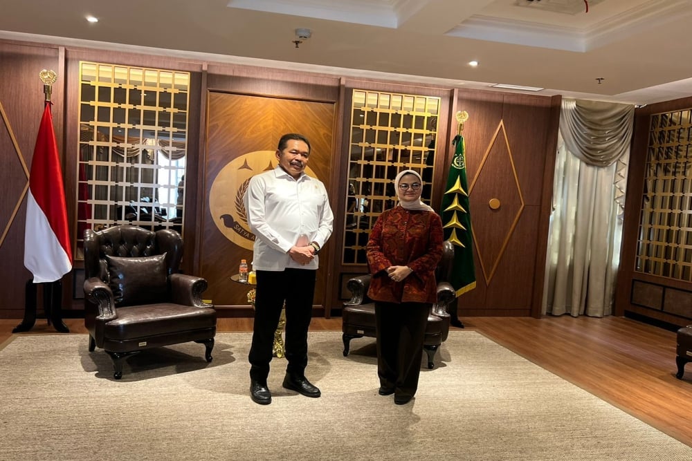 Jaksa Agung ST Burhanuddin bersama dengan Kepala BPOM Penny K Lukito, Rabu (16/11/2022)./Istimewa