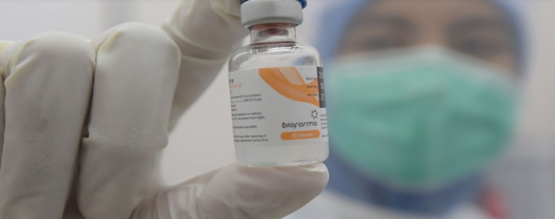IndoVac merupakan vaksin Covid-19 berbasis teknologi subunit rekombinan protein yang diproduksi oleh PT Bio Farma (Persero). Bio Farma mulai melakukan riset dan pengembangan vaksin Covid-19 sejak November 202124 September 2022. - Setkab.go.id