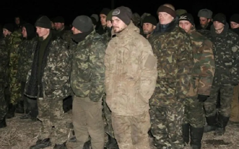 Beredar Video Tentara Ukraina Diduga Tembak Mati Tentara Rusia Setelah Menyerah