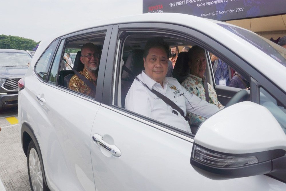  Berikut Alasan Toyota Jadikan Innova Mobil Hybrid dan Spesifikasinya