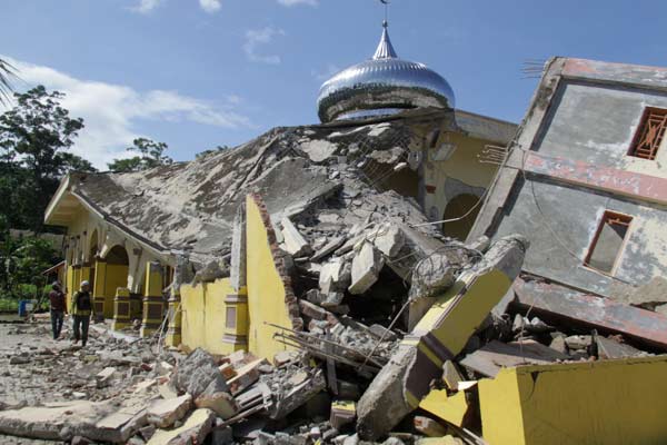  Deretan Gempa Bumi dengan Korban Jiwa Terbanyak di Indonesia