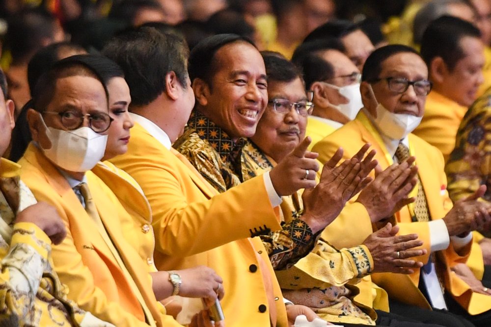  Golkar di Persimpangan Jalan, Bagaimana Peluang Airlangga di Pilpres 2024?