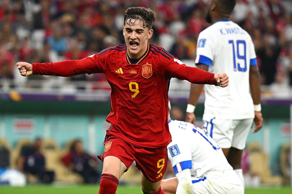 Hasil Spanyol vs Kosta Rika, timnas Spanyol menang 7-0. Gelandang timnas Spanyol, Gavi mencetak gol ke gawang Kosta Rika di Grup E Piala Dunia 2022/FIFA