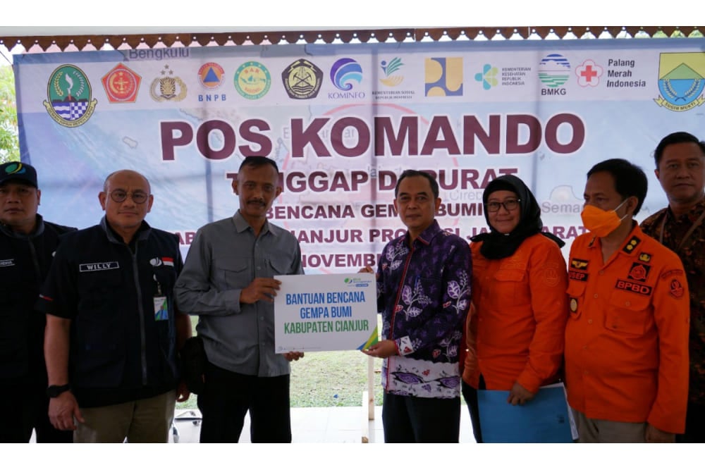 Foto: BPJS Ketenagakerjaan (BPJAMSOSTEK) melakukan Layanan Cepat Tanggap dengan menyalurkan sejumlah bantuan bagi korban bencana gempa bumi di wilayah Kabupaten Cianjur dan sekitarnya.