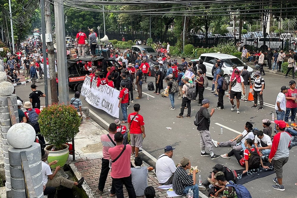  Sri Mulyani Didemo Petani Tembakau, Ini Tuntutannya! 