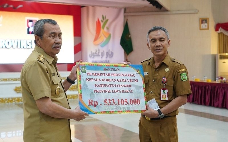  Pemprov Riau Salurkan Bantuan Korban Gempa Cianjur Senilai Rp533,10 Juta
