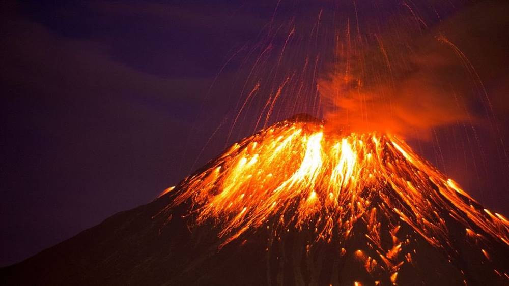  Catatan Erupsi Mauna Loa, Sang Gunung Berapi Terbesar di Bumi