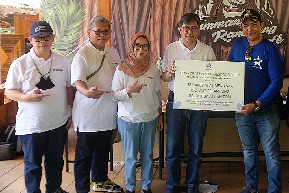  Artajasa Salurkan Bantuan CSR Bagi Kemajuan Pariwisata dan UMKM di Rammang-Rammang, Sulawesi Selatan