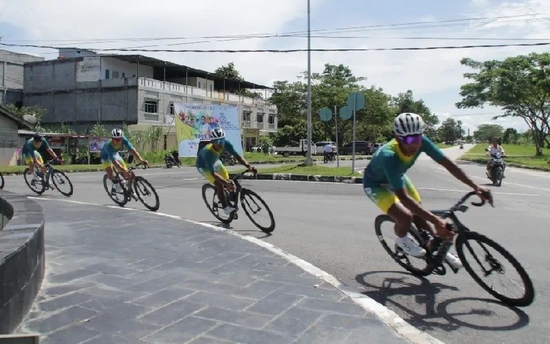  Pebalap Asal Singapura Jadi Juara Etape III Tour de Siak