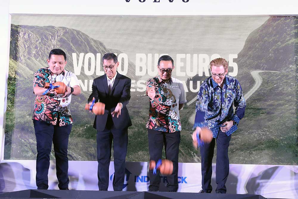  Volvo Buses Indonesia bersama dengan PT Indotruck Utama Luncuran Volvo Bus Euro V