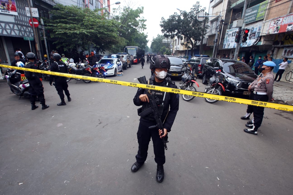  Polisi Lakukan Disposal Bom yang Belum Sempat Diledakkan Pelaku