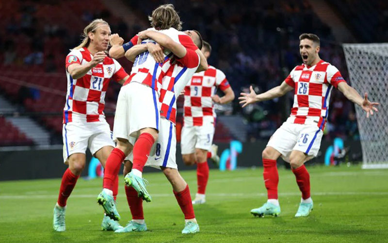 Para pemain Kroasia bersukacita selepas menjebol gawang Skotlandia dalam pertandingan Grup D Euro 2020./UEFA.com