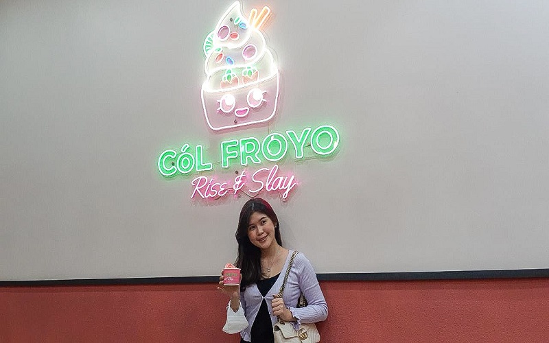  Inovasi Pengusaha Muda di Balik Gerai Yoghurt Self Service Pertama di Balikpapan