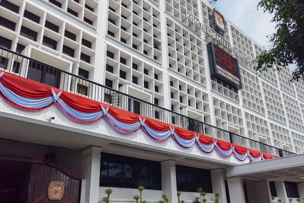 DPR Belum Terima Draf Perppu Pemilu dari Pemerintah, Tinggal Diteken Jokowi. Ilustrasi Gedung KPU RI, Jakarta. ANTARA/Melalusa Susthira K.