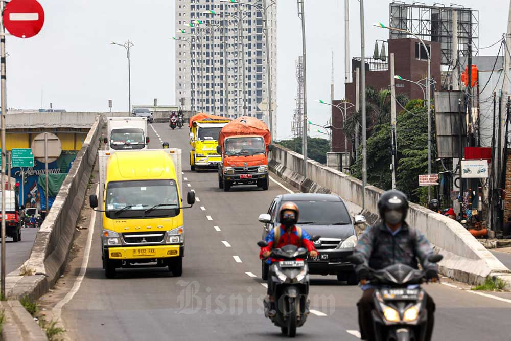  Dishub Bekasi Melarang Truk Melintasi Jalan Layang Rawapanjang