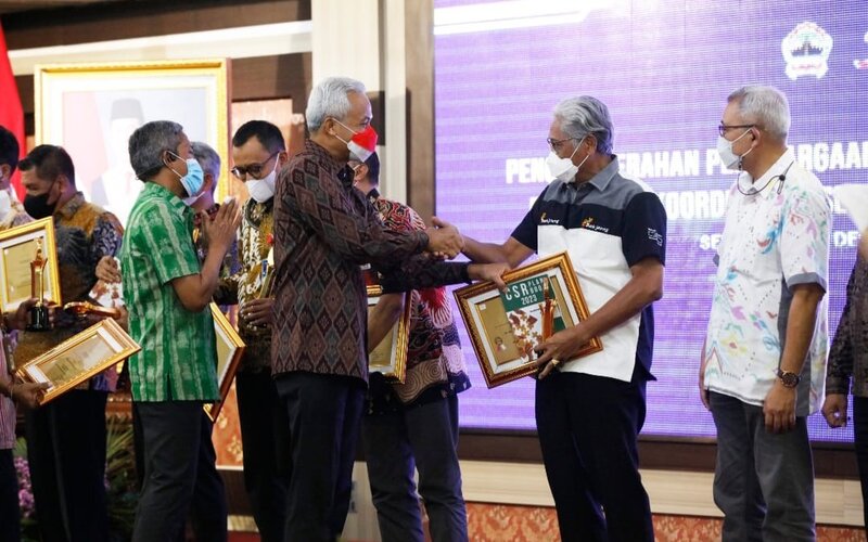  Bank Jateng Raih Penghargaan CSR BUMD Terbaik di Jawa Tengah