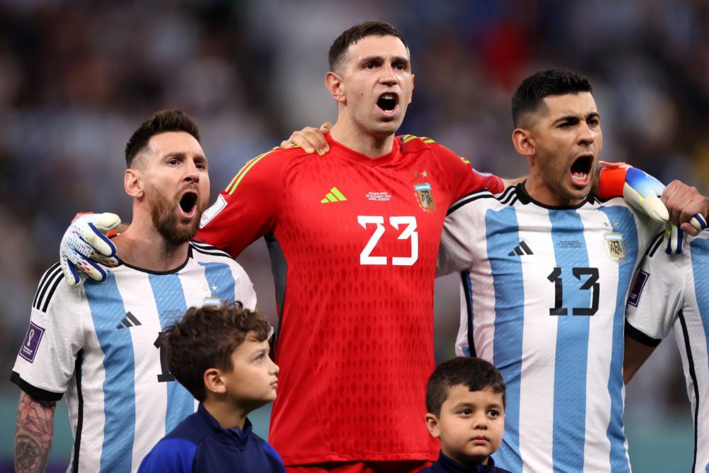 Striker Lionel Messi memperkuat Argentina di Piala Dunia 2022/FIFA