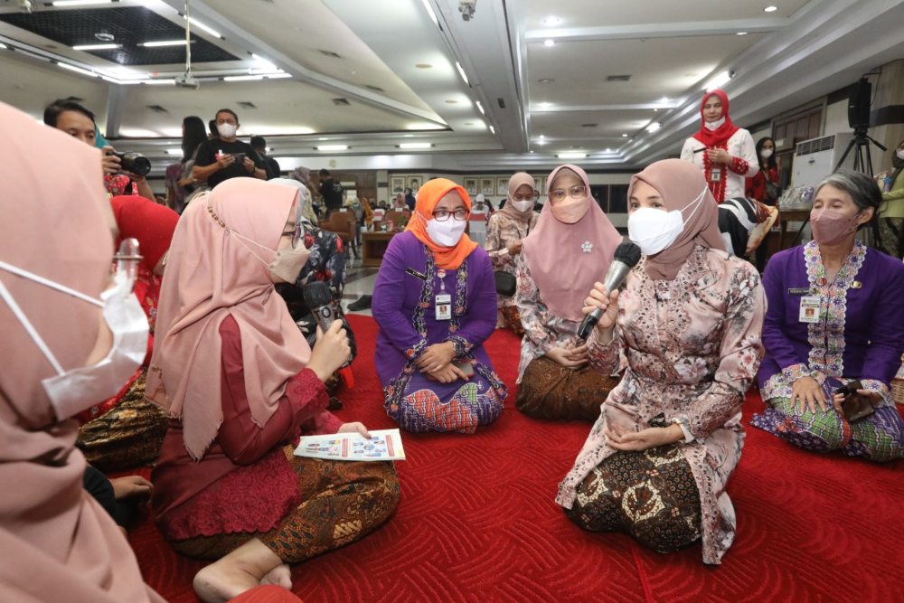  Peringatan Hari Ibu Jateng Berlangsung Gayeng, 5 Organisasi Teken Komitmen Pemberdayaan Perempuan