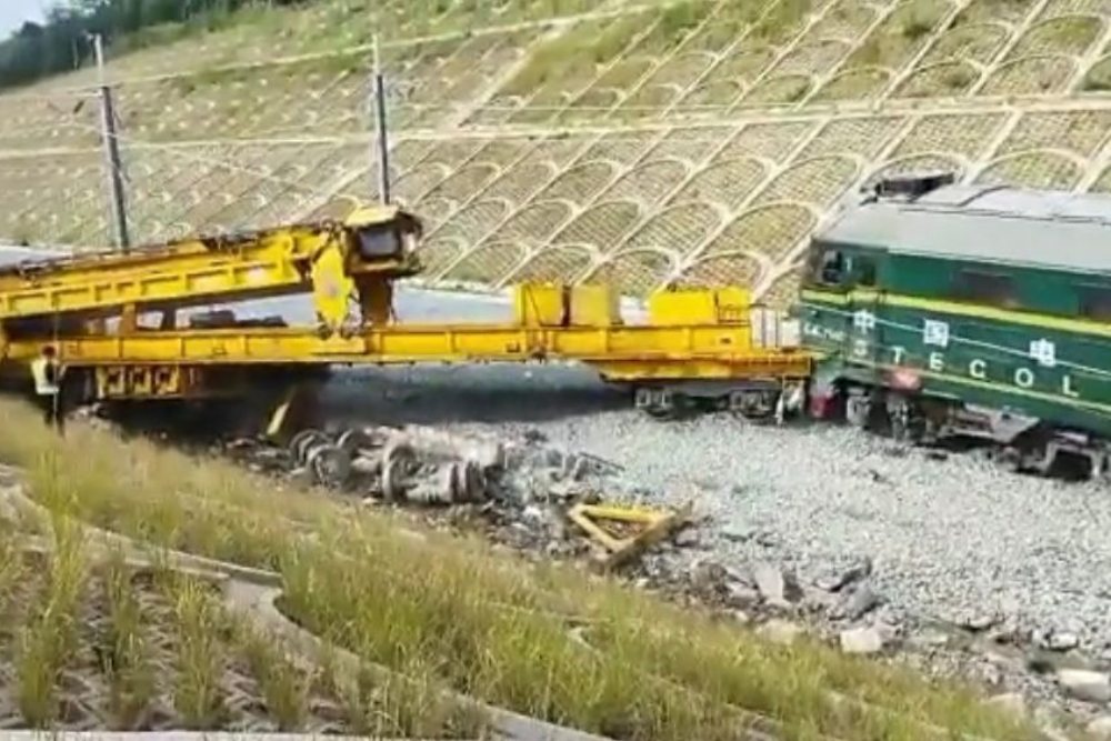  Buntut Kecelakaan Maut, Proyek Kereta Cepat Dihentikan Sementara!