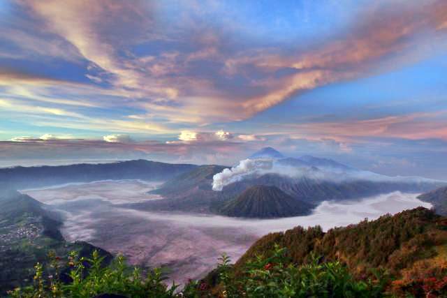 Suasana pemandangan Gunung Bromo, Jawa Timur./Bisnis-Abdullah Azzam