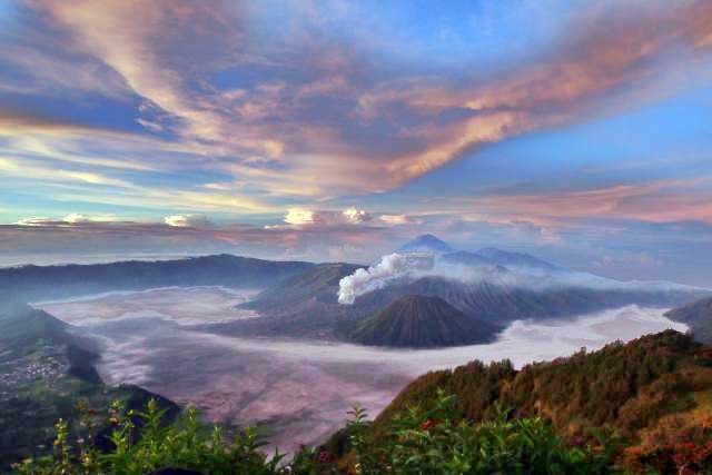  Kuota Kunjungan ke Bromo Saat Nataru Hampir Memenuhi Kuota