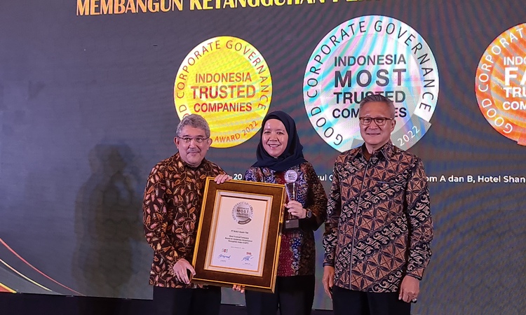  PTBA Raih Predikat Indonesia Most Trusted Company