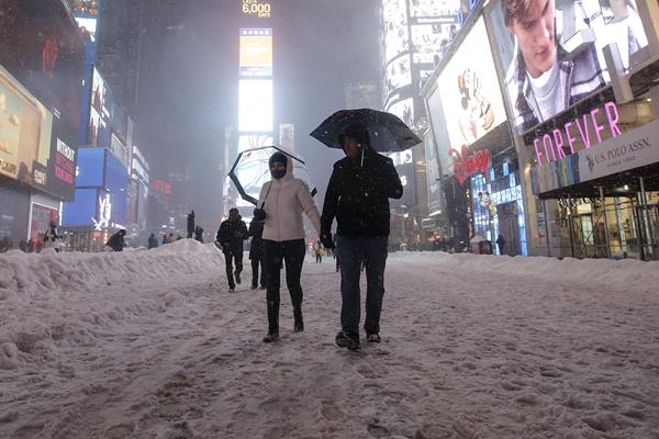 Badai salju di New York, AS/Reuters-Carlo Allegri