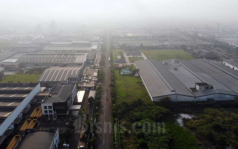 Foto aerial kawasan industri Jababeka di Cikarang, Jawa Barat. Bisnis/Himawan L Nugraha. Jababeka (KIJA) Terbitkan Surat Utang Rp2,65 Triliun, Jatuh Tempo 2027