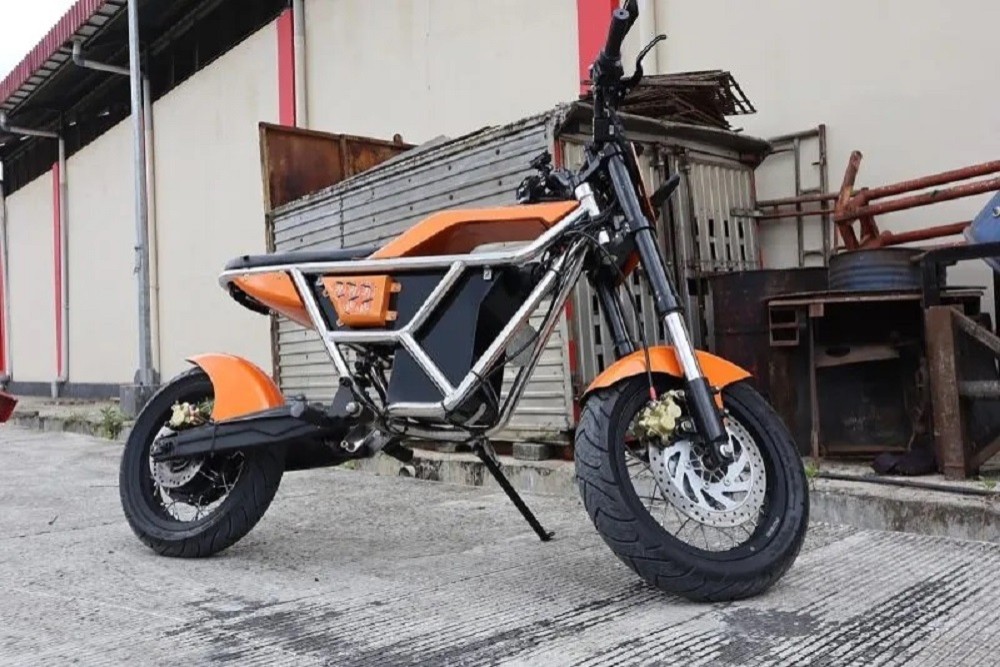  Bralink EV1 Motor Listrik Buatan Purbaligga, Sekali Isi Daya Bisa Tempuh 40 Km