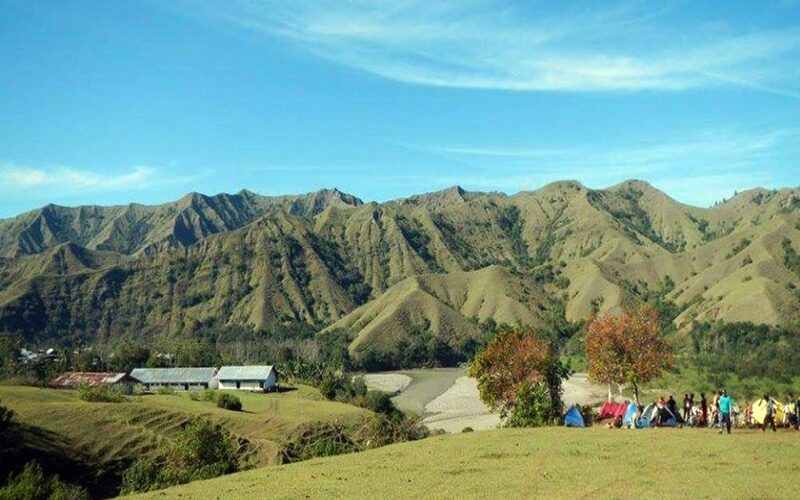  Pemprov Sulsel Serahkan Rp27 Miliar ke Toraja Utara untuk Bangun Wisata Ollon