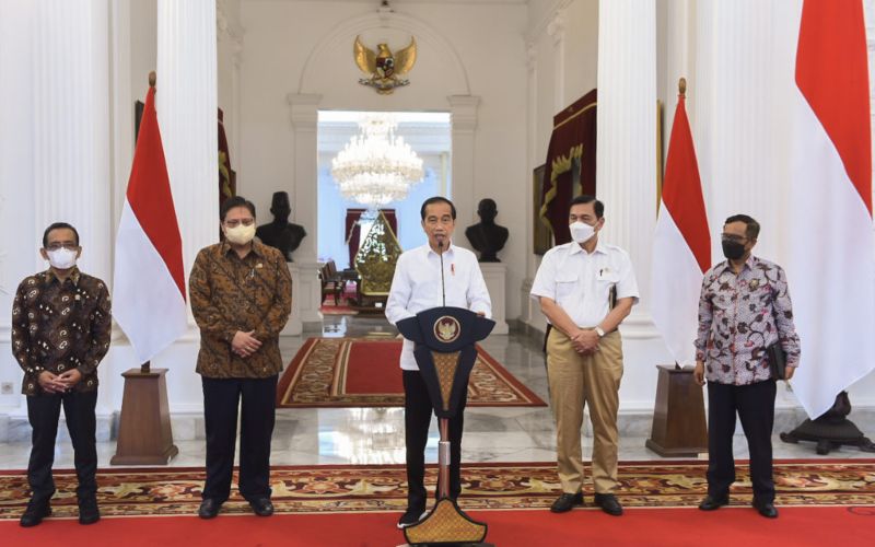  Jalan Pintas Jokowi Terbitkan Perppu Cipta Kerja