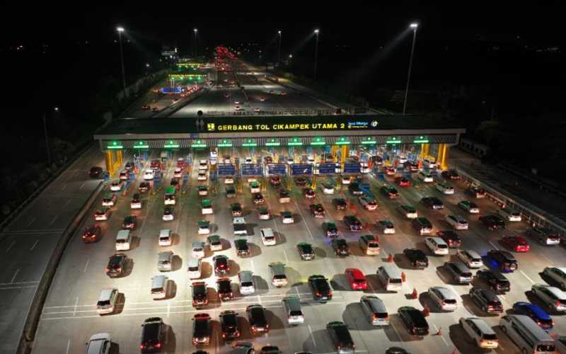  376.387 Kendaraan Kembali ke Jakarta saat Hari Pertama Kerja